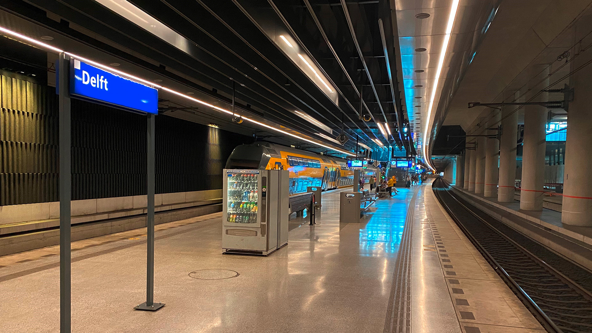 Railway tunnel