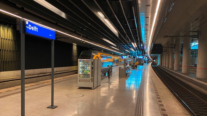 Railway tunnel